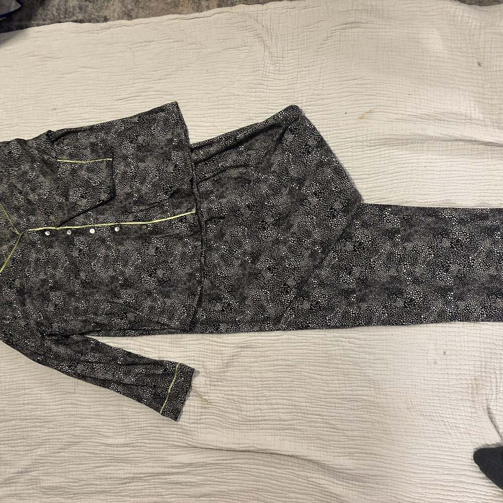 Liz Claiborne Two Piece Full Sleeve Pajama Set Blue White Floral Design Sz Med